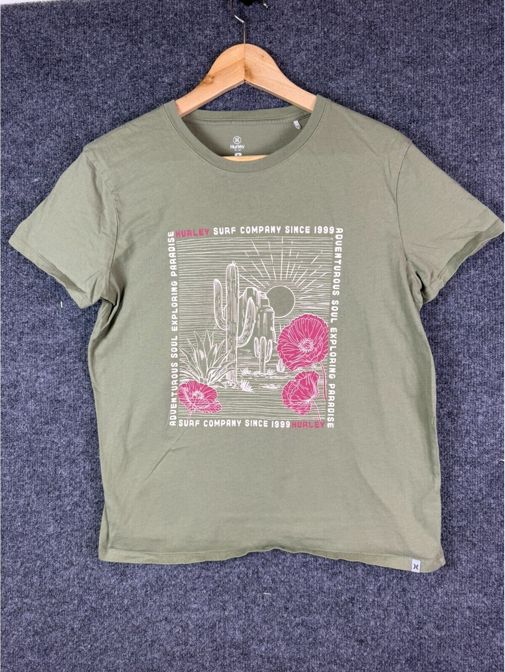 Hurley M T Shirt Olive Green Cactus Desert Floral Graphic Tee Short Sleeve
